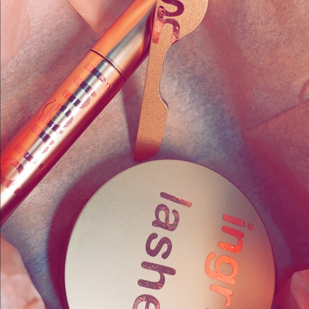 Magnetic 🧲 lashes - Picture 5 of 7